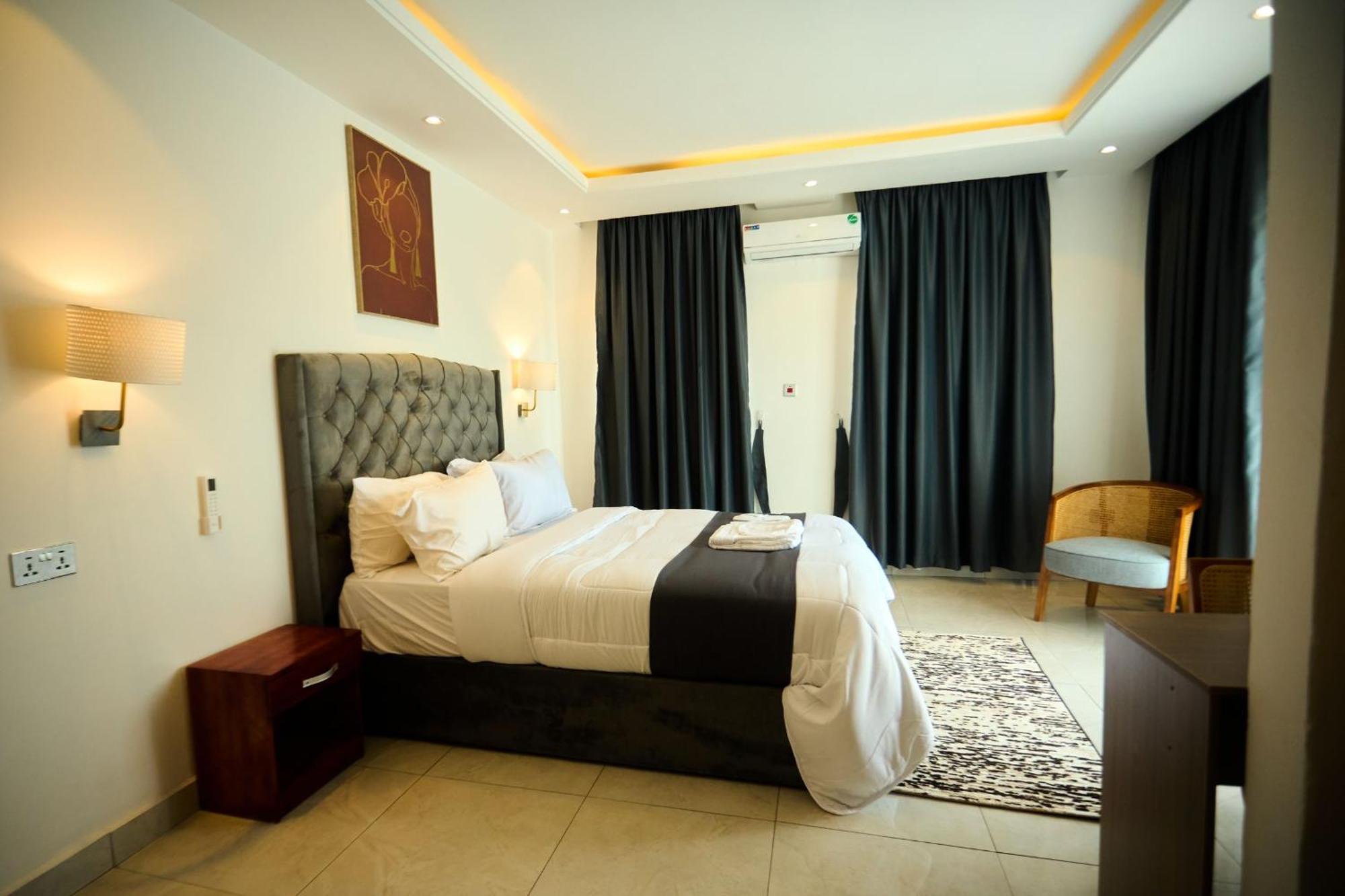 Aiden Homes And Apartments Hotel Koforidua Eksteriør billede