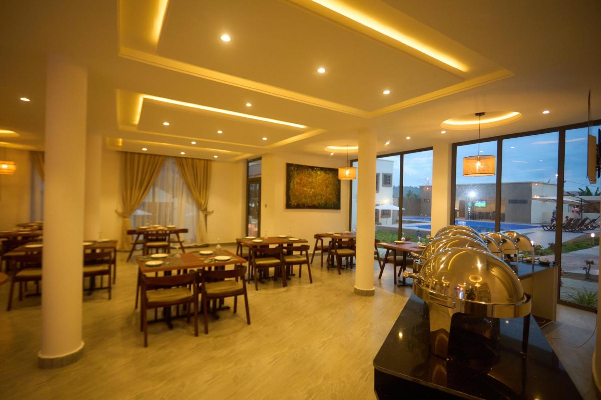 Aiden Homes And Apartments Hotel Koforidua Eksteriør billede