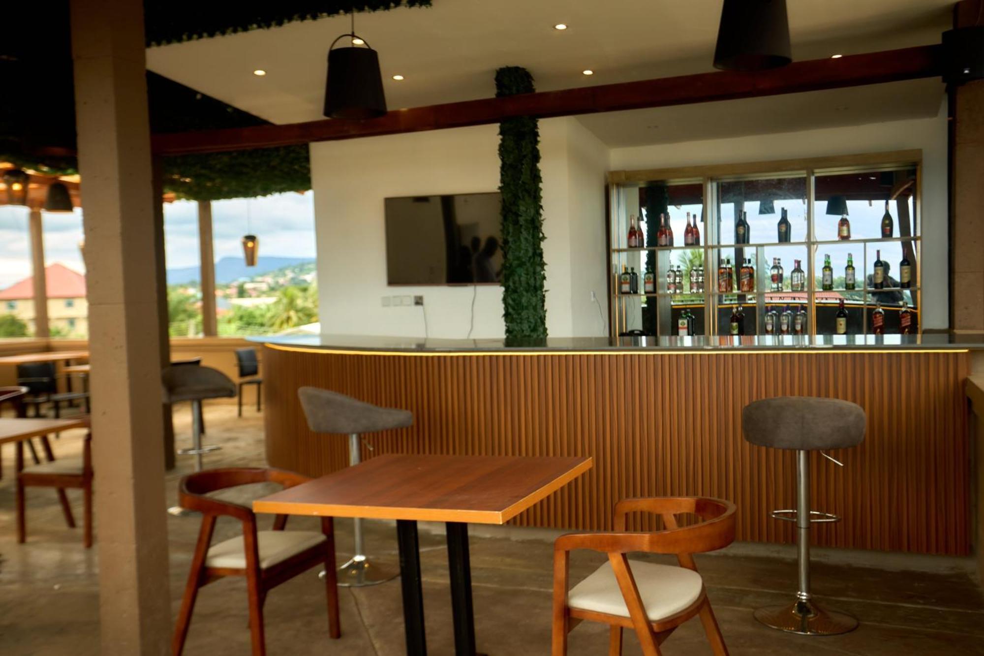 Aiden Homes And Apartments Hotel Koforidua Eksteriør billede