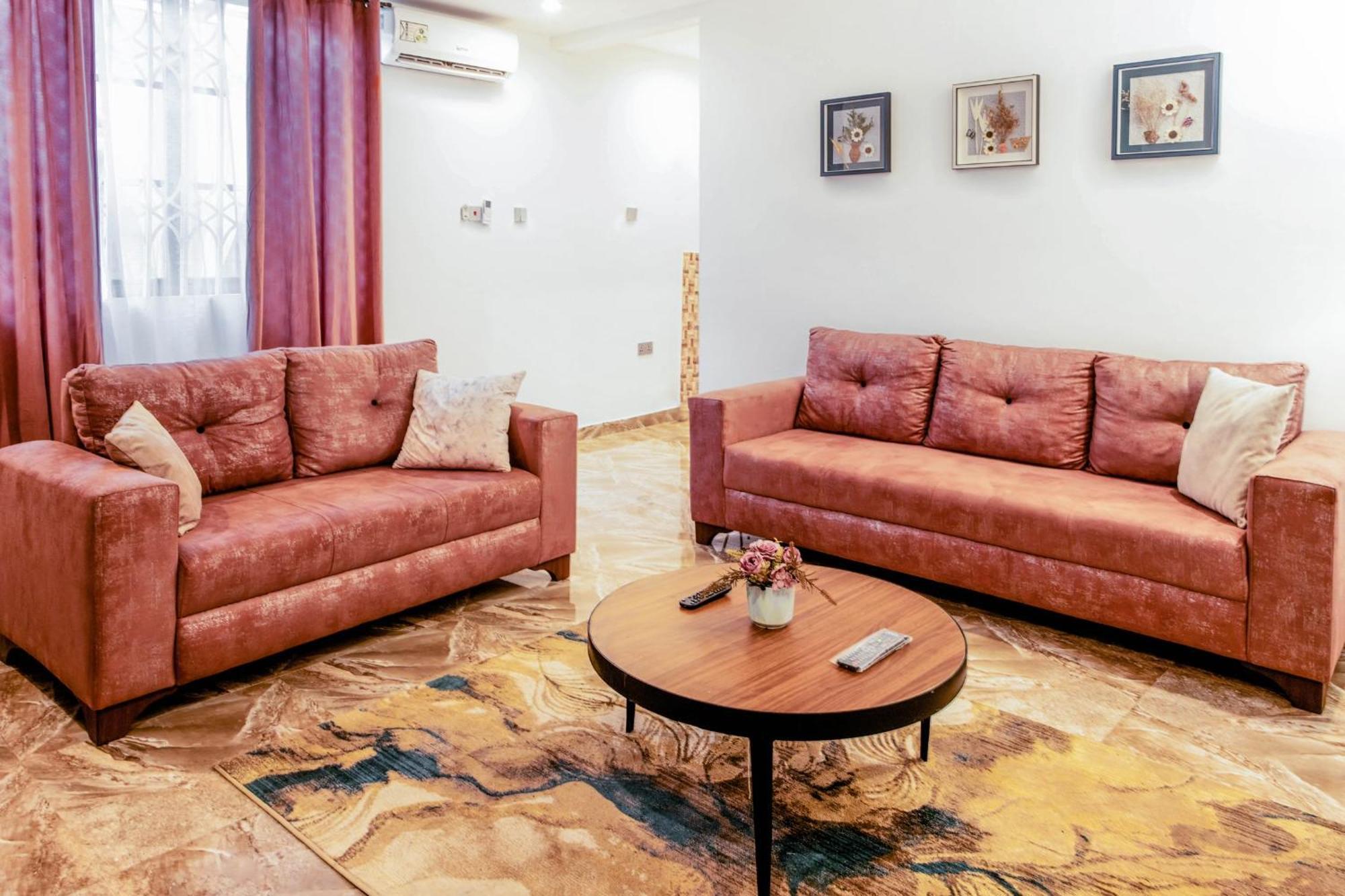 Aiden Homes And Apartments Hotel Koforidua Eksteriør billede