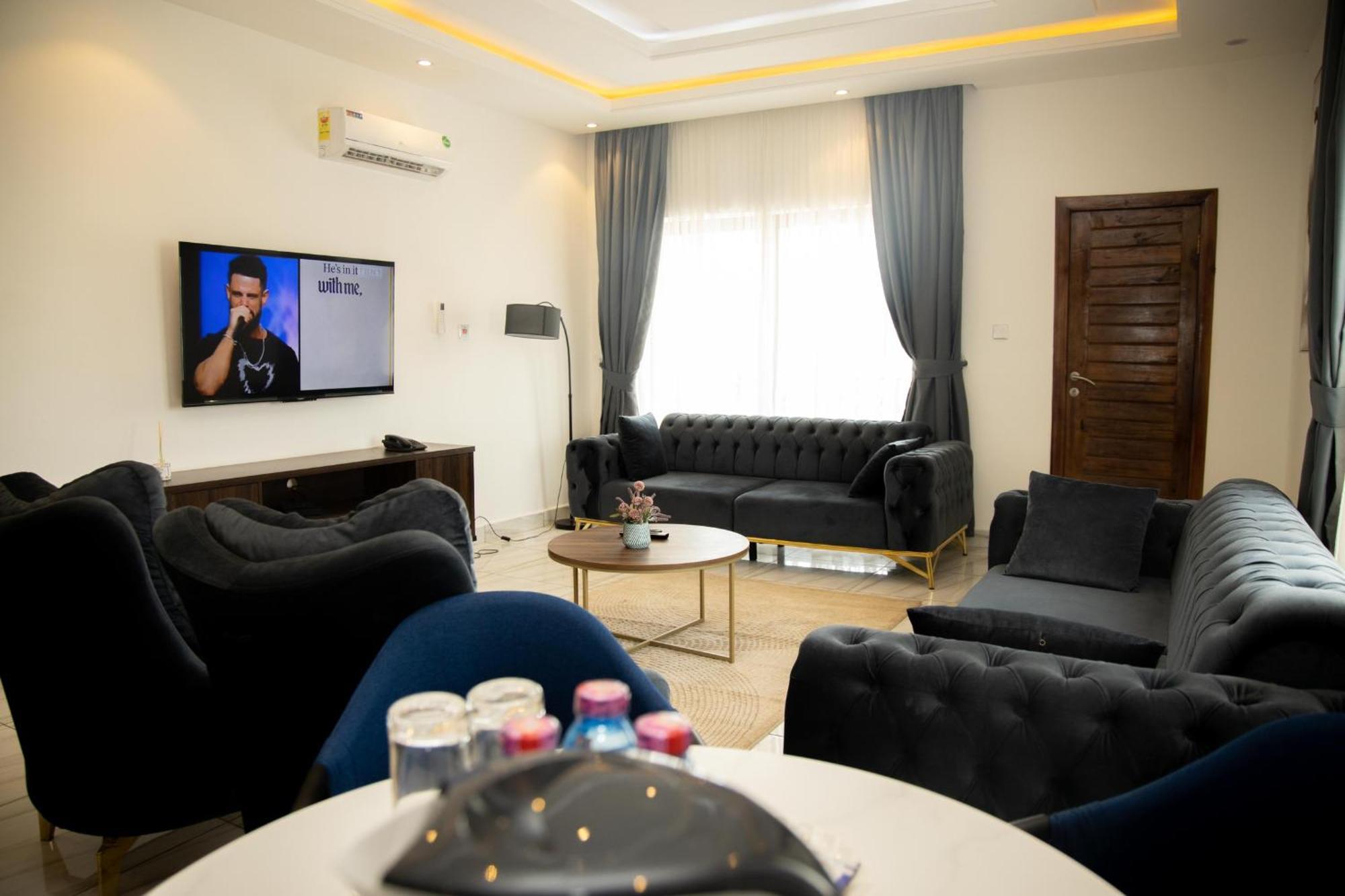 Aiden Homes And Apartments Hotel Koforidua Eksteriør billede
